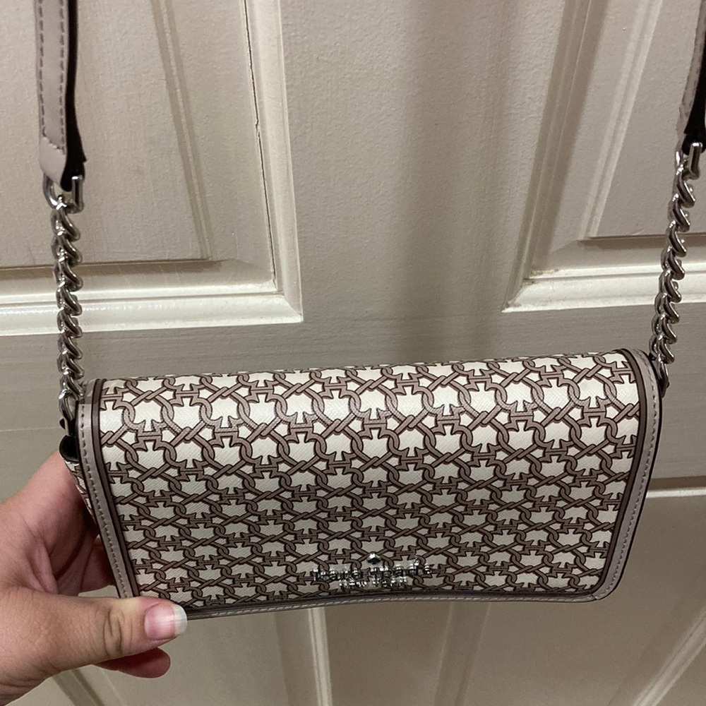 Kate Spade Link Chain Crossbody Purse Bag - Picture 4 of 16